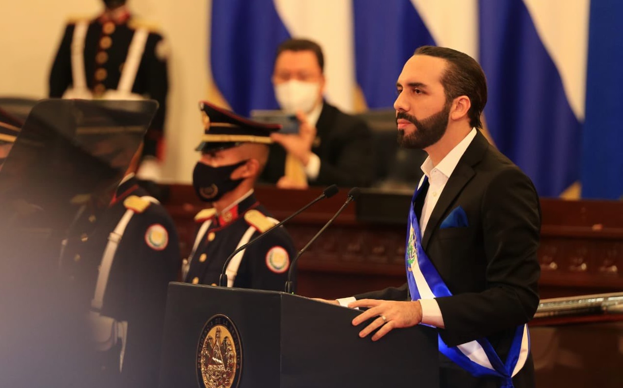 Presidente Bukele afirma que podría defender la patria hasta con su vida presidente-bukele-afirma-que-podria-defender-la-patria-hasta-con-su-vida